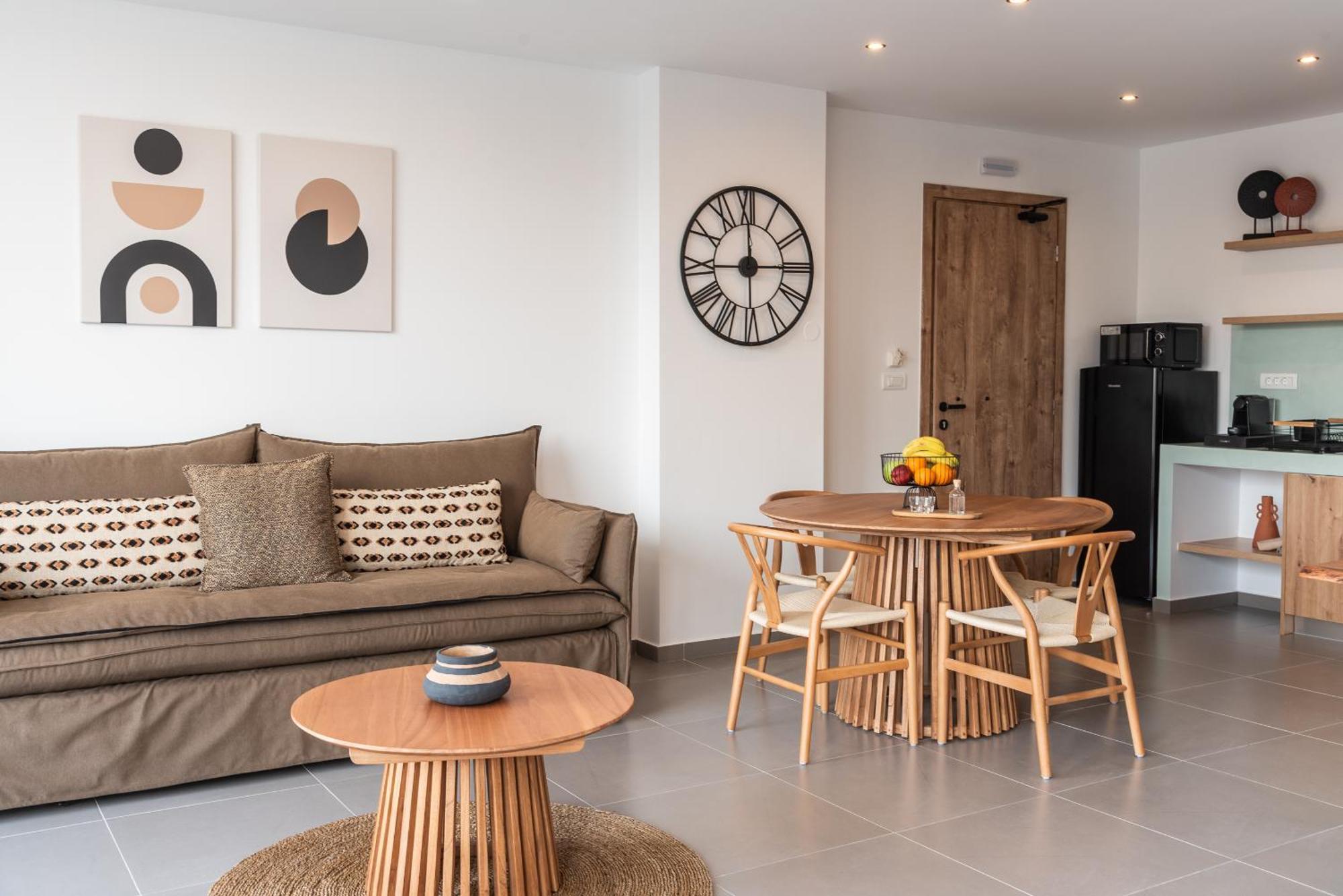 Ágios Nikólaos Remvi Apartments מראה חיצוני תמונה